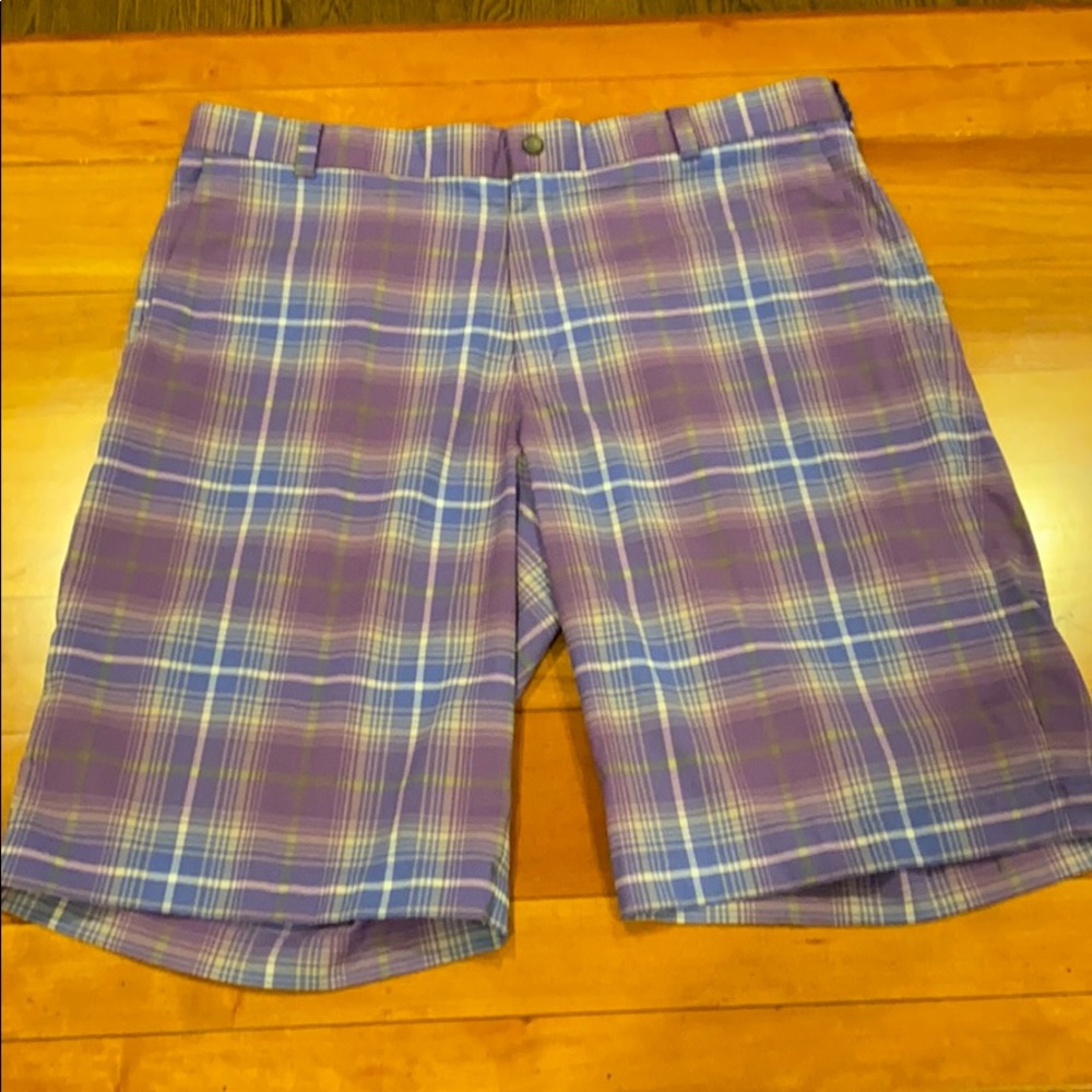 Nike golf shorts